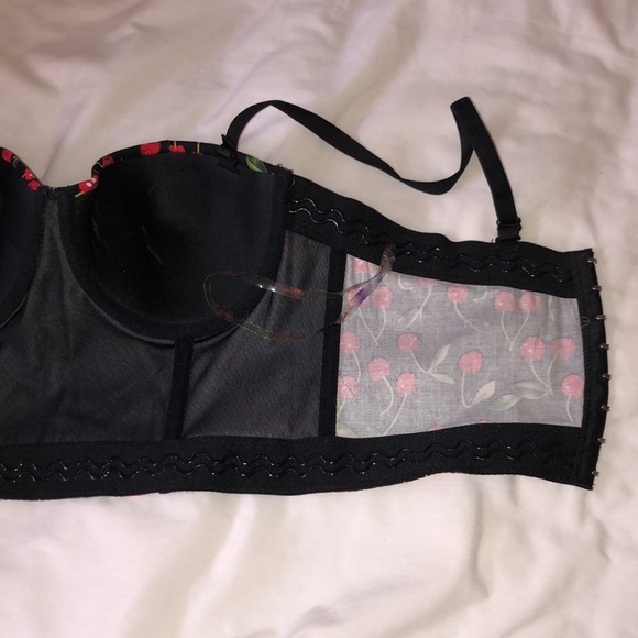 cherry bustier - Picture 5 of 6